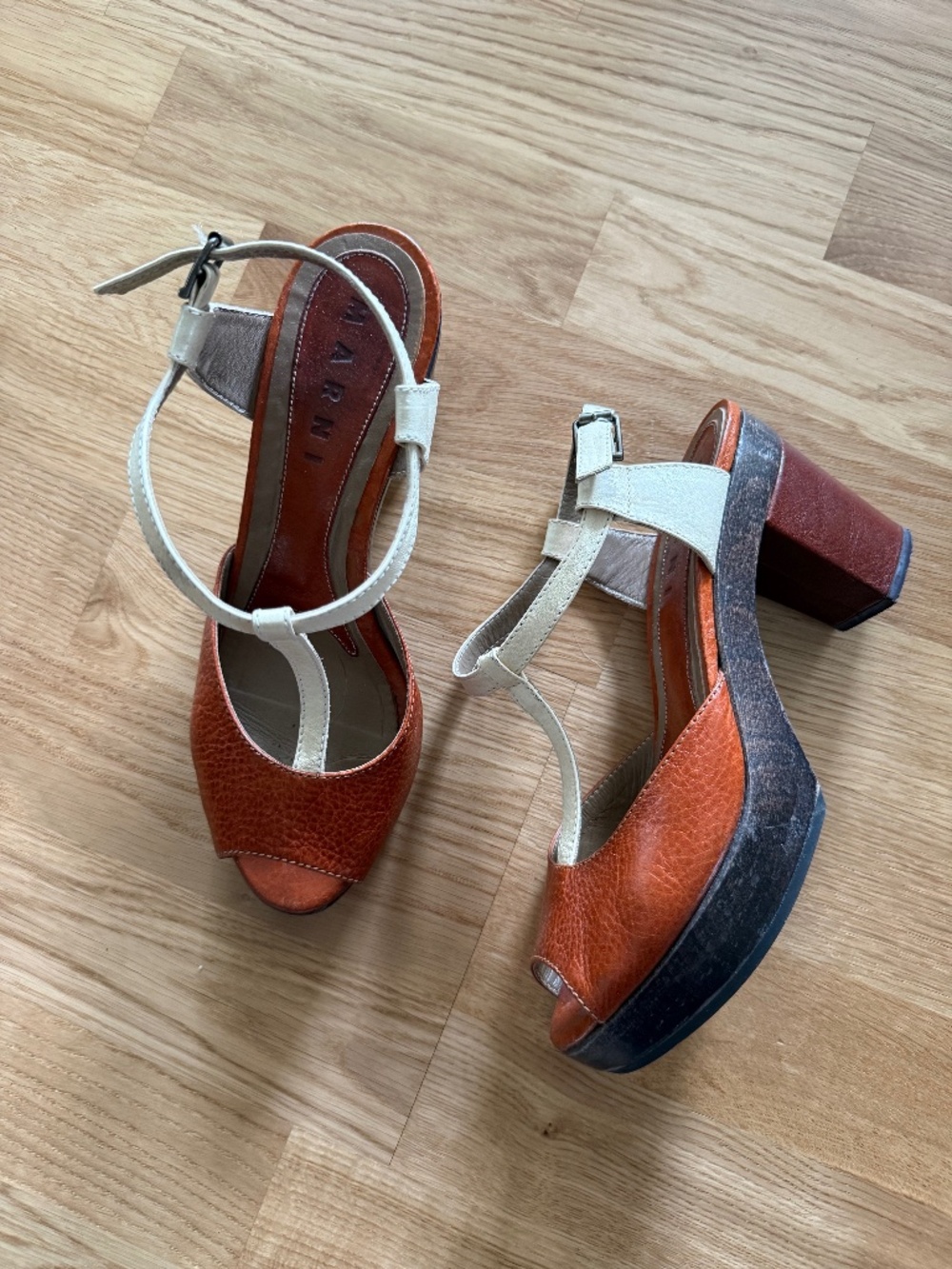 MARNI wooden platform sandals . 7